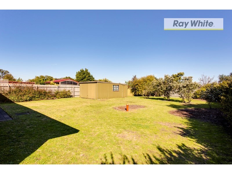 13 Waratah Street, Rye VIC 3941