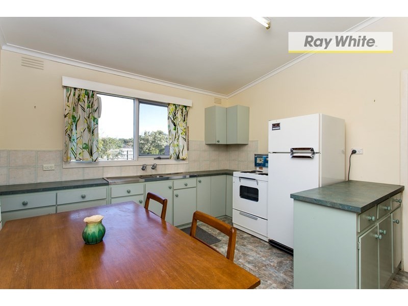 13 Waratah Street, Rye VIC 3941