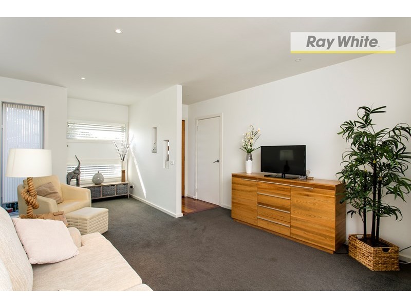 18A Capel Avenue, Rosebud West VIC 3940