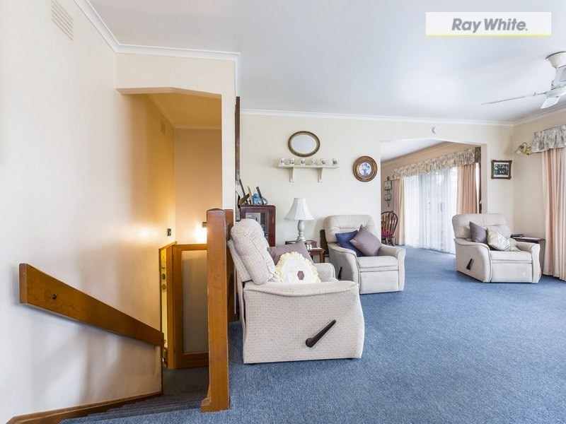 58 Leon Avenue, Rosebud VIC 3939