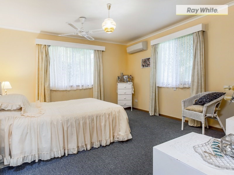 58 Leon Avenue, Rosebud VIC 3939