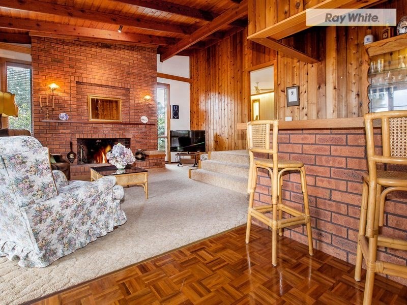 16 Harverson Drive, Rosebud VIC 3939