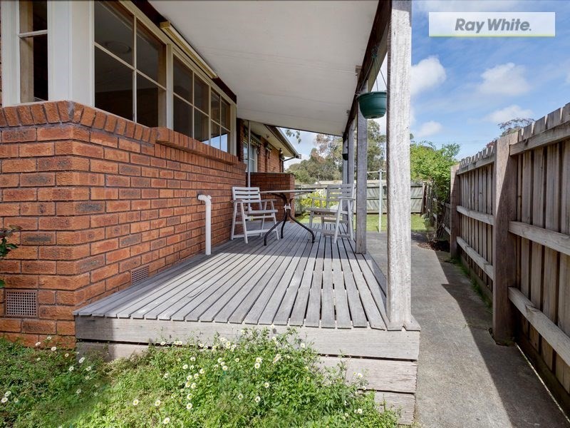 16 Harverson Drive, Rosebud VIC 3939