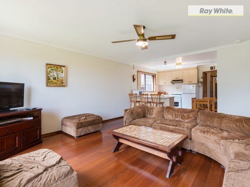 121 Third Avenue, Rosebud VIC 3939