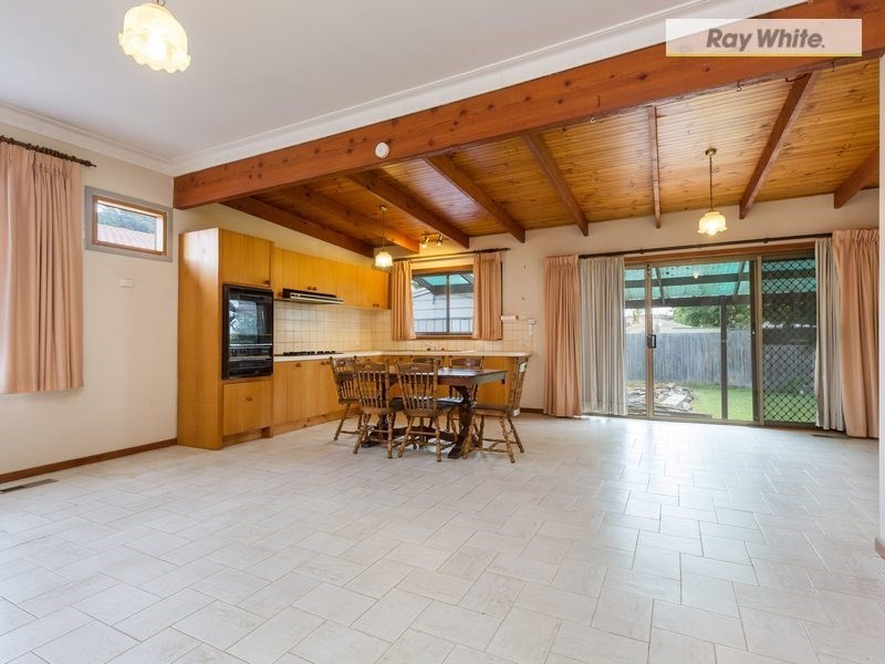 12-14 Sixth Avenue, Rosebud VIC 3939