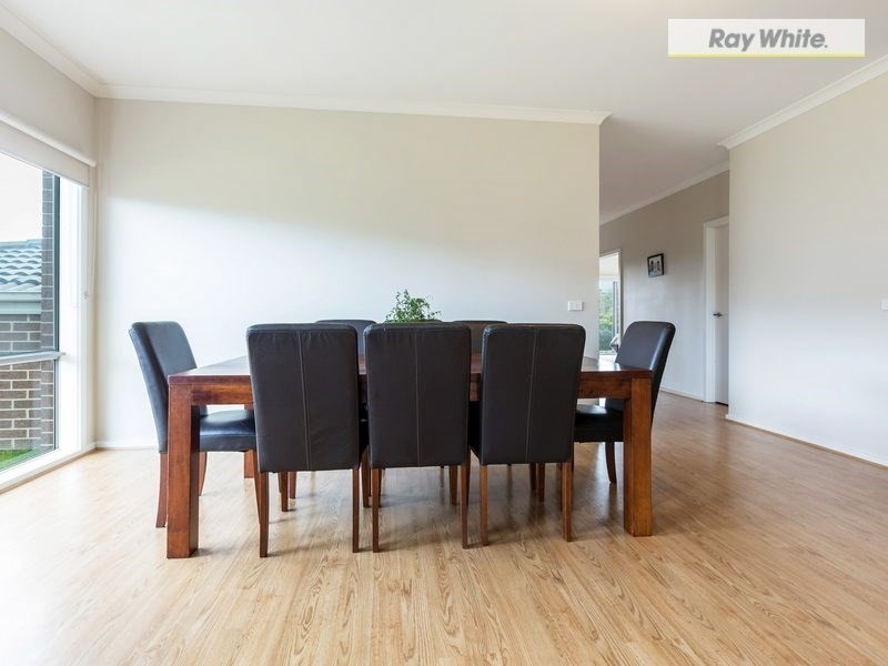 37 Peninsula sands Boulevard, Rosebud VIC 3939