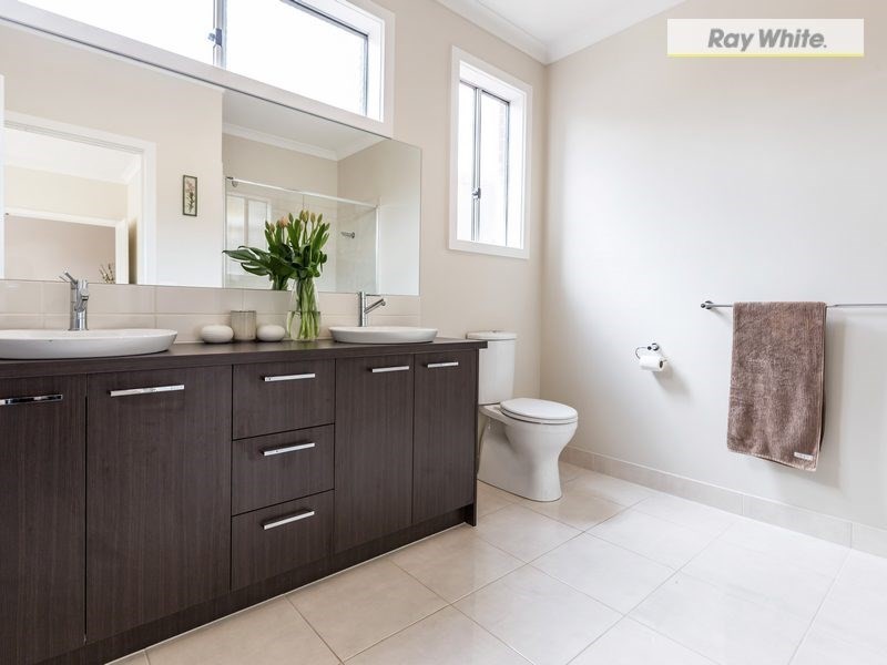 37 Peninsula sands Boulevard, Rosebud VIC 3939