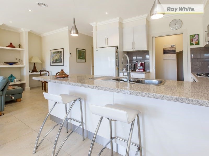 16 Sullivan Street, Rye VIC 3941