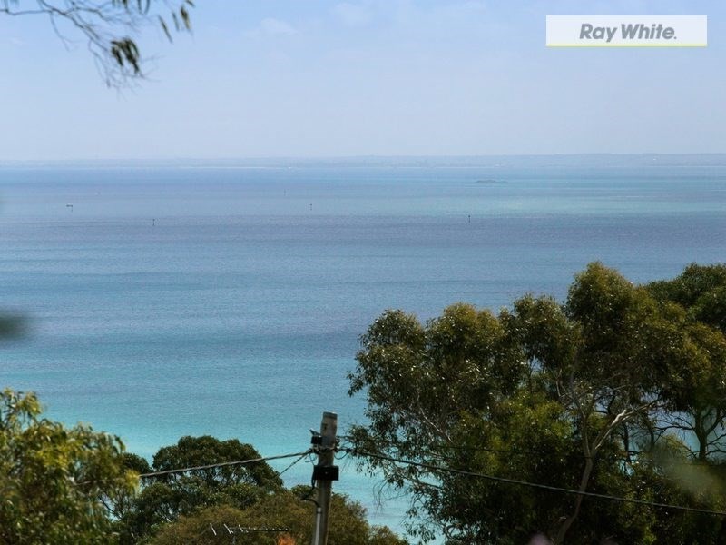 11 Arthurs Avenue, Mccrae VIC 3938