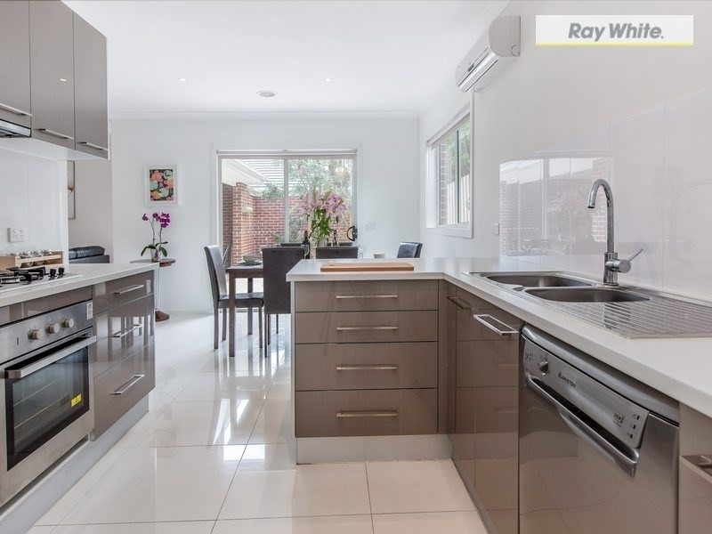 2/48 Armstrong Road, Mccrae VIC 3938