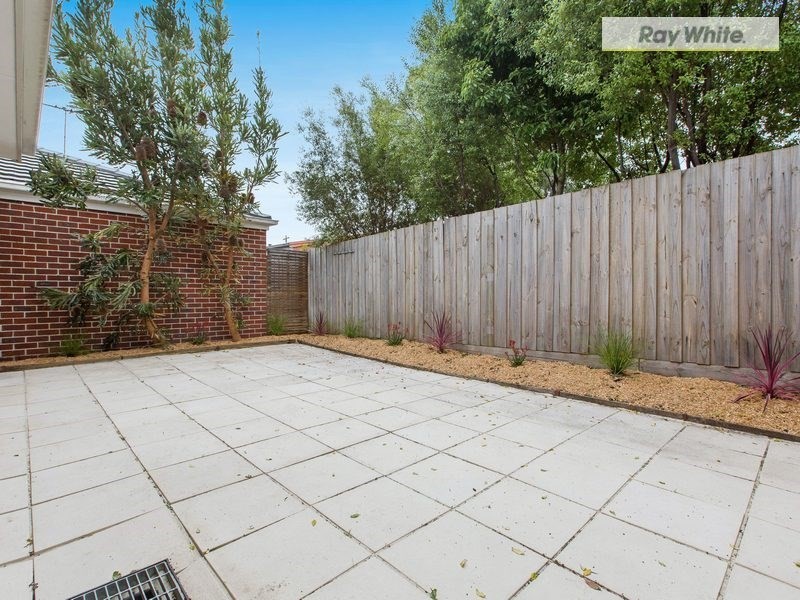 2/48 Armstrong Road, Mccrae VIC 3938