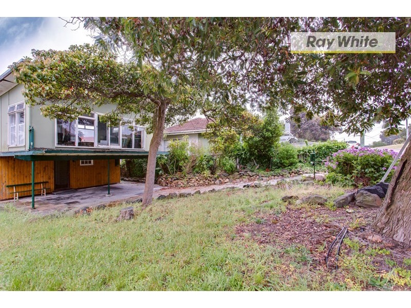 96 Third Avenue, Rosebud VIC 3939