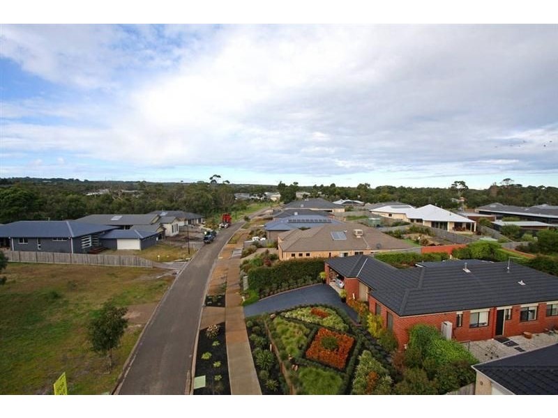 56 Wallaby Drive, Rosebud VIC 3939