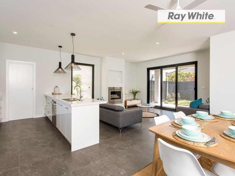 35 Mary Street, Safety Beach VIC 3936