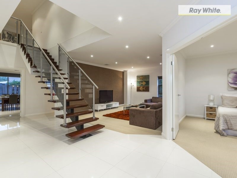 5 Elgan Avenue, Rye VIC 3941