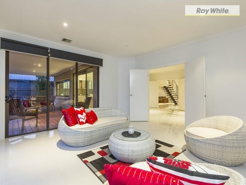 5 Elgan Avenue, Rye VIC 3941