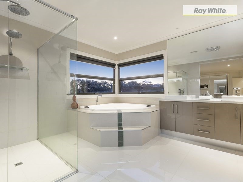 5 Elgan Avenue, Rye VIC 3941