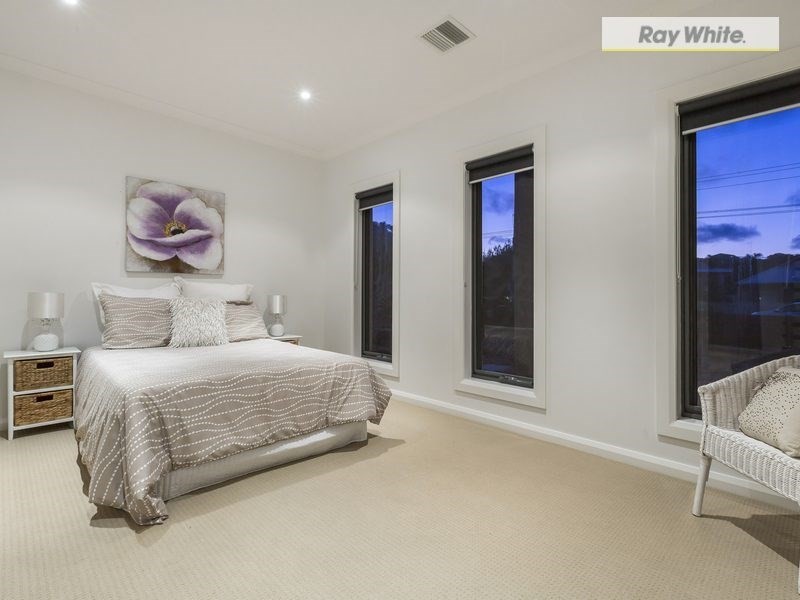 5 Elgan Avenue, Rye VIC 3941