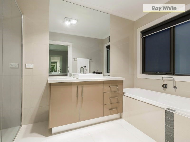 5 Elgan Avenue, Rye VIC 3941