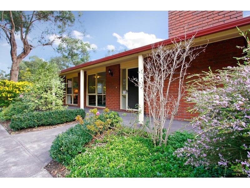 8 Hill Court, Rosebud VIC 3939