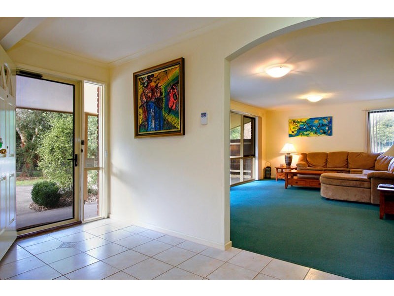 8 Hill Court, Rosebud VIC 3939