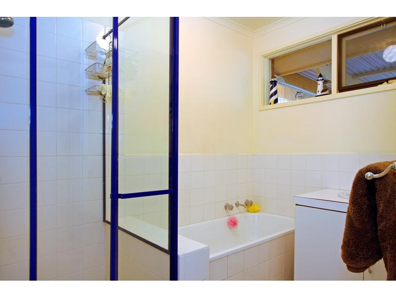 8 Hill Court, Rosebud VIC 3939