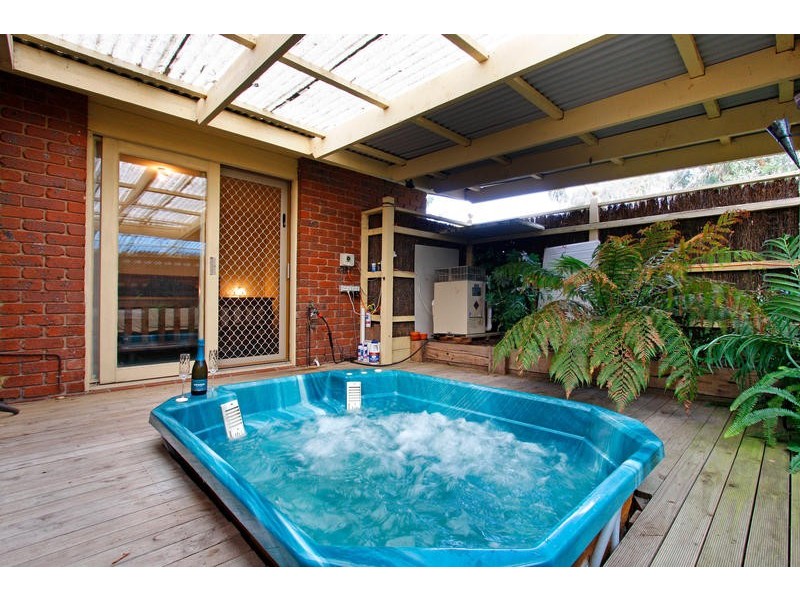 8 Hill Court, Rosebud VIC 3939