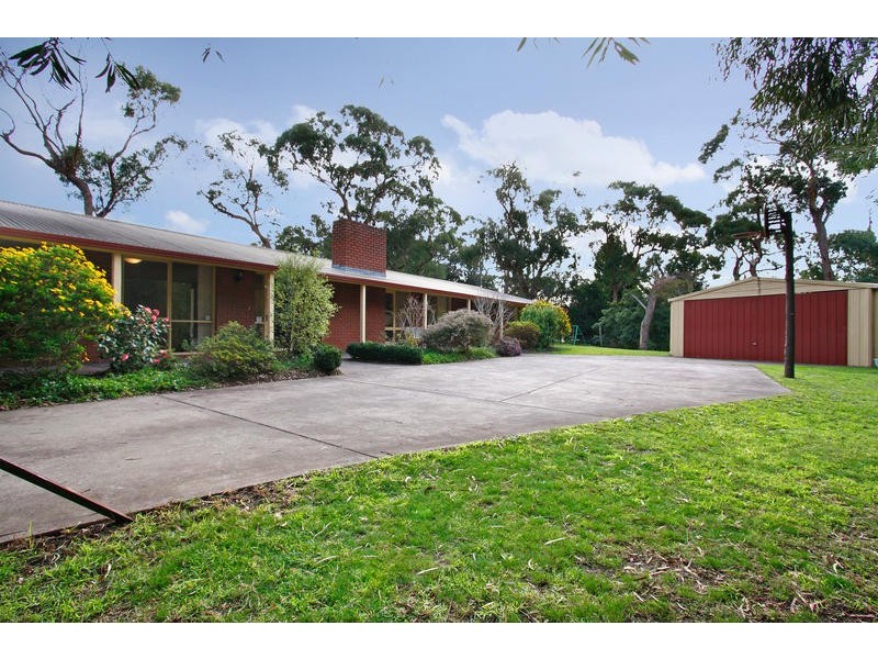 8 Hill Court, Rosebud VIC 3939
