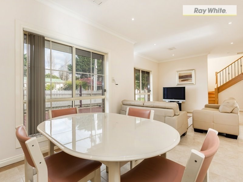 2b Watson Avenue, Dromana VIC 3936