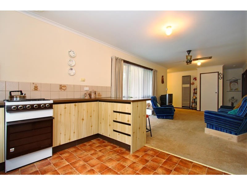 48 First Avenue, Rosebud VIC 3939