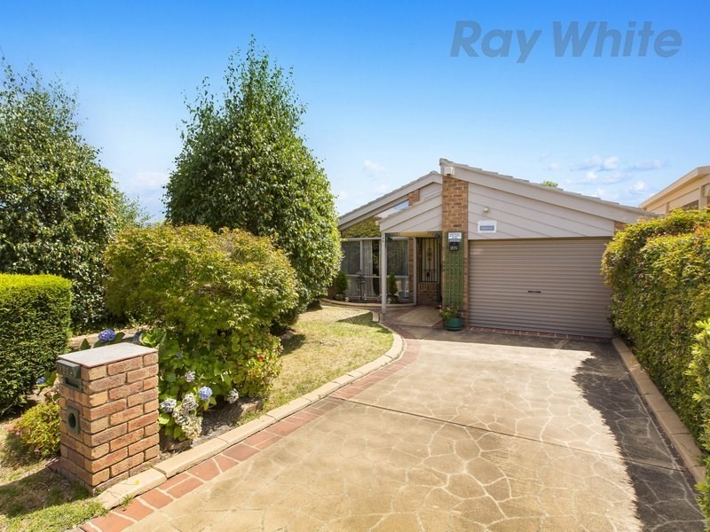 132 Third Avenue, Rosebud VIC 3939