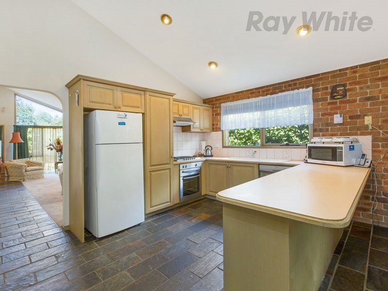 132 Third Avenue, Rosebud VIC 3939