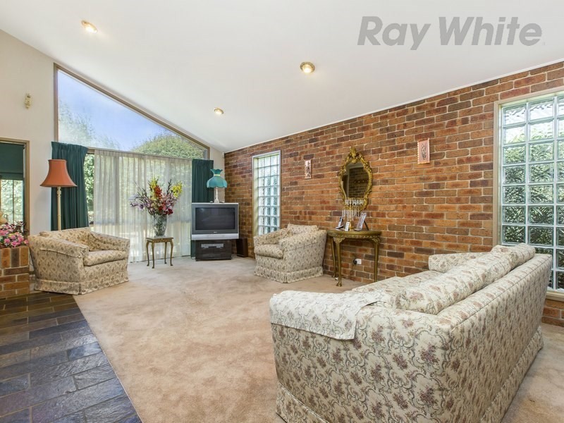 132 Third Avenue, Rosebud VIC 3939