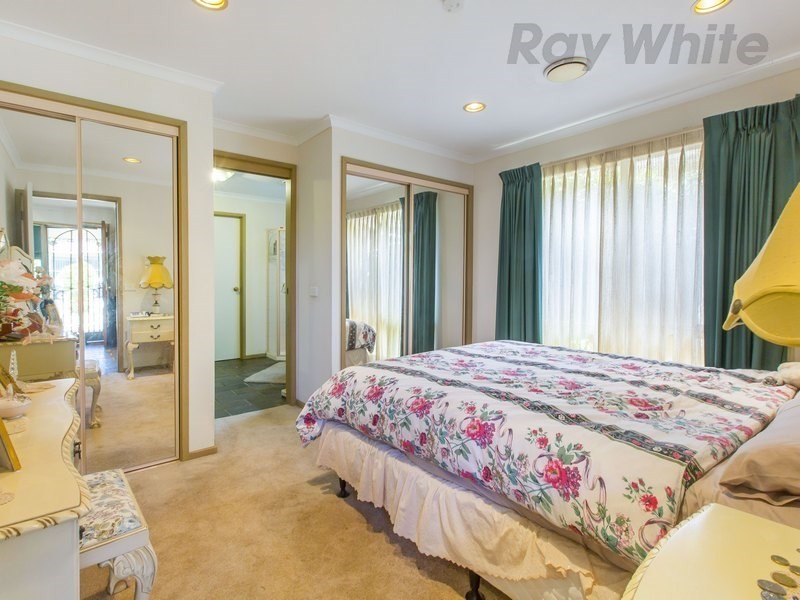 132 Third Avenue, Rosebud VIC 3939