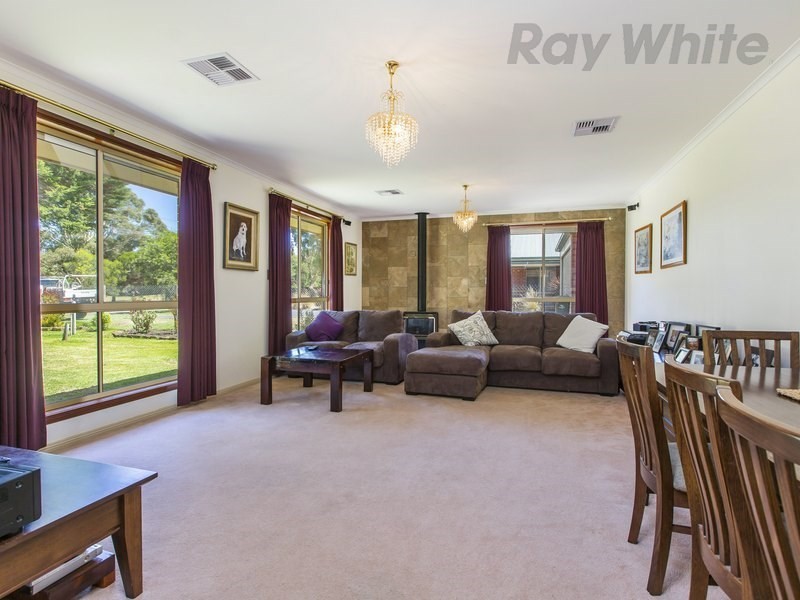 16 Lockhart Drive, Rosebud VIC 3939