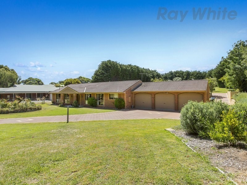 16 Lockhart Drive, Rosebud VIC 3939