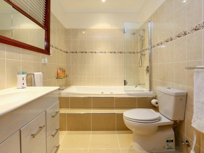 16 Lockhart Drive, Rosebud VIC 3939