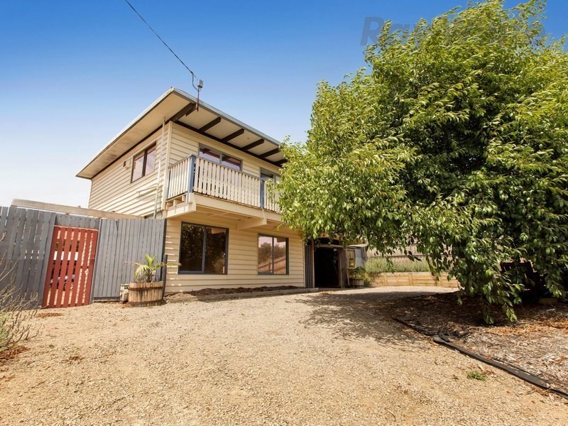 143 Boneo Road, Rosebud VIC 3939