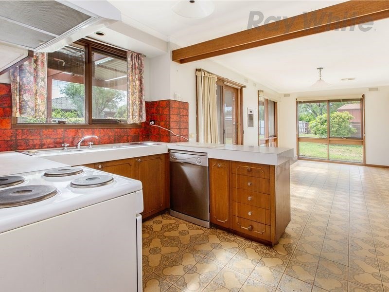 111 Eastbourne Road, Rosebud VIC 3939