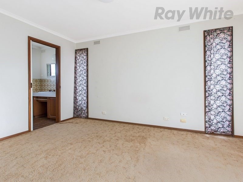 111 Eastbourne Road, Rosebud VIC 3939