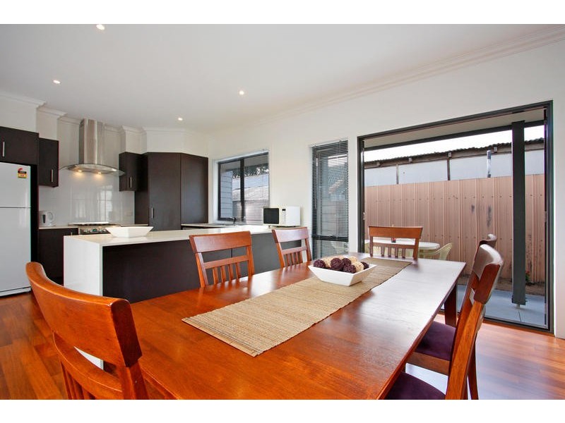 2/21 Lawson Crescent, Rosebud VIC 3939