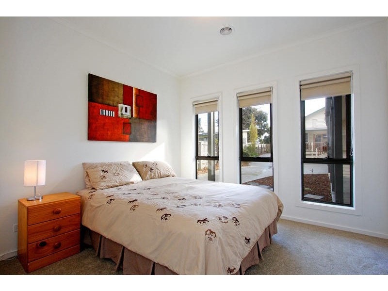 2/21 Lawson Crescent, Rosebud VIC 3939