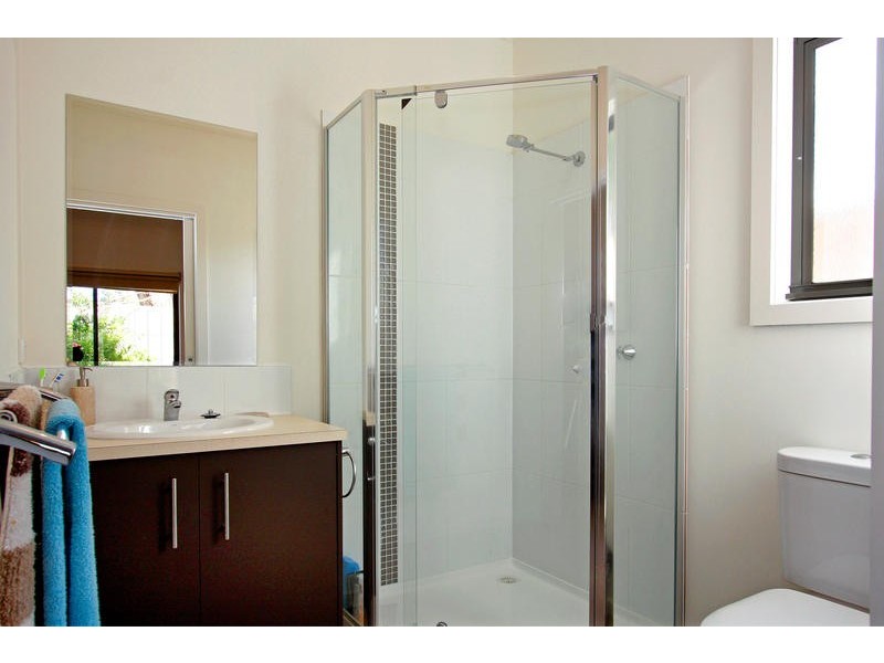 2/21 Lawson Crescent, Rosebud VIC 3939