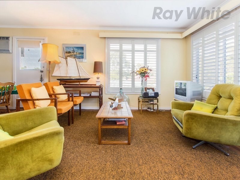 8 Glendale Grove, Mccrae VIC 3938