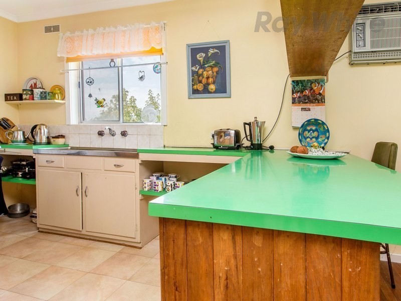 8 Glendale Grove, Mccrae VIC 3938