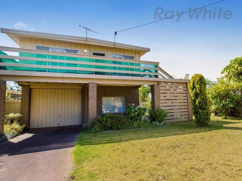 8 Glendale Grove, Mccrae VIC 3938