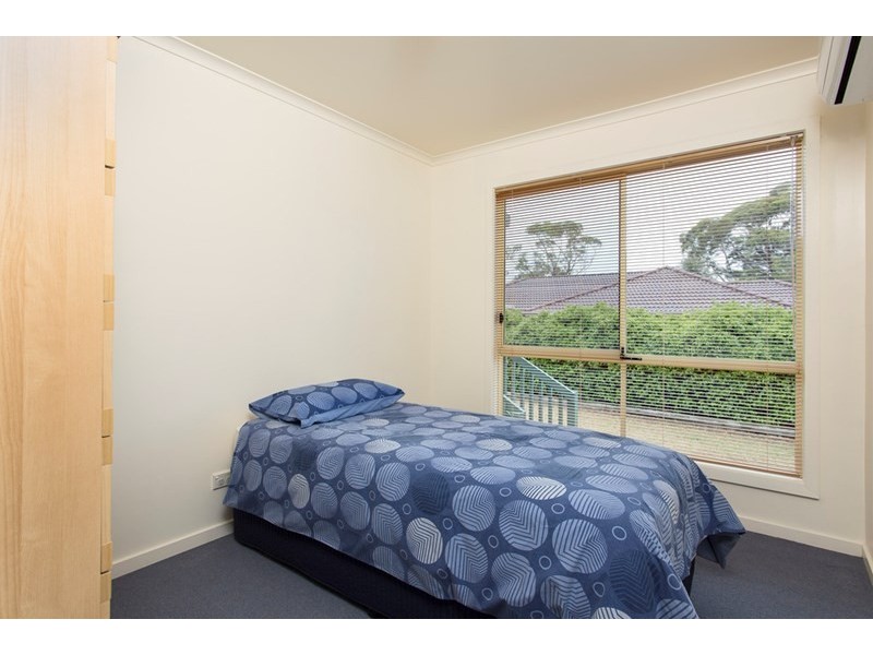 77 Swans Way, Rosebud West VIC 3940