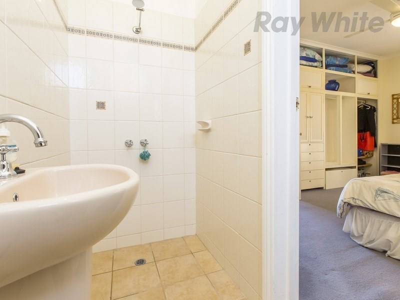 89 Fourth Avenue, Rosebud VIC 3939