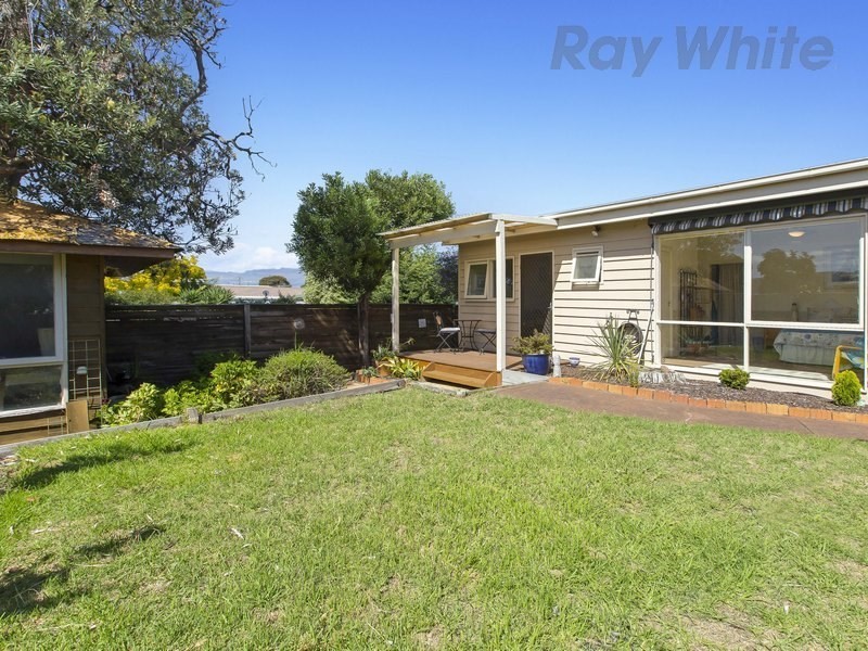 89 Fourth Avenue, Rosebud VIC 3939