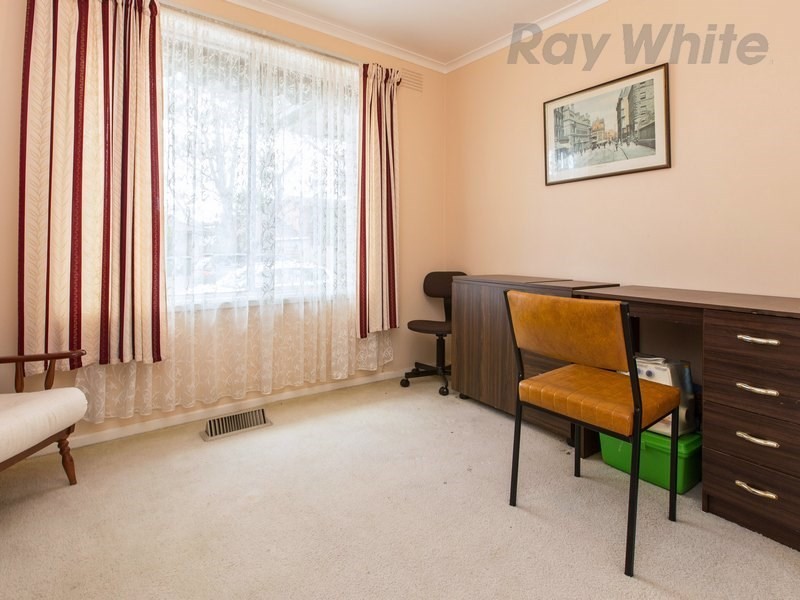 2 Linnet Court, Mornington VIC 3931